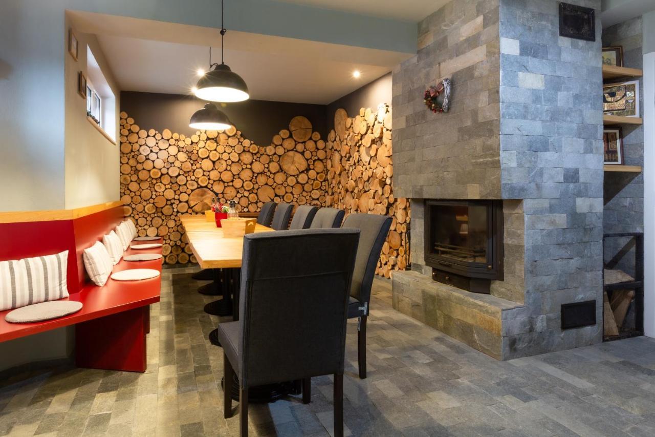 Къщи За Гости Сноуфлейк Snowflake Chalet And Snowflake Lodge Bansko Exterior foto